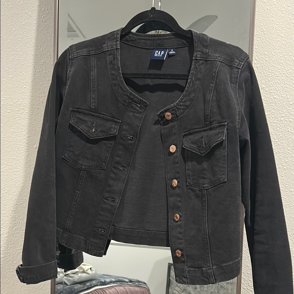 GAP Women's Black Denim Jacket